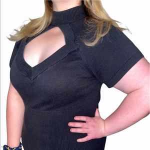 Torrid 3X Black Diamond Keyhole Cut Out Blouse